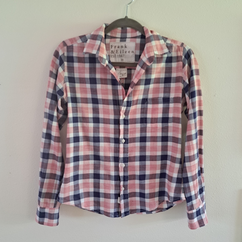 Frank & Eileen Cotton Barry Button Up size XS